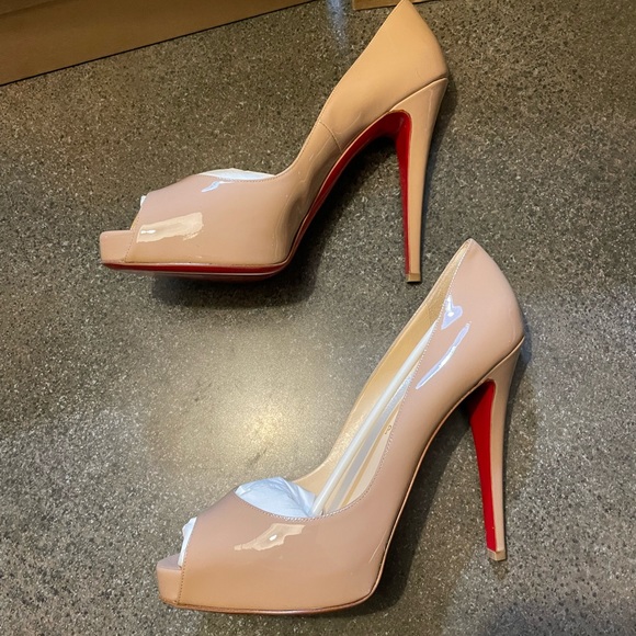 NEW IN BOX CHRISTIAN LOUBOUTIN 120 VERY PRIVE NUDE RARE SIZE 40 main image 3